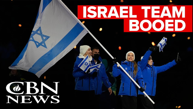 Israel Olympic Team Booed on World Stage