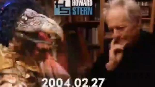 Mel Gibsons father talks about jews and Holocaust and Howard Stern a Scumbag