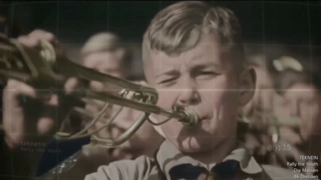 Rally the Youth | TEKNEIN: Die Massen