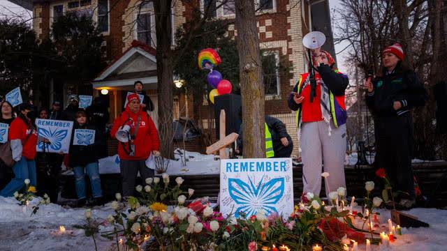 Zogpigs kill useful idiot, Jewish Mayor laughs