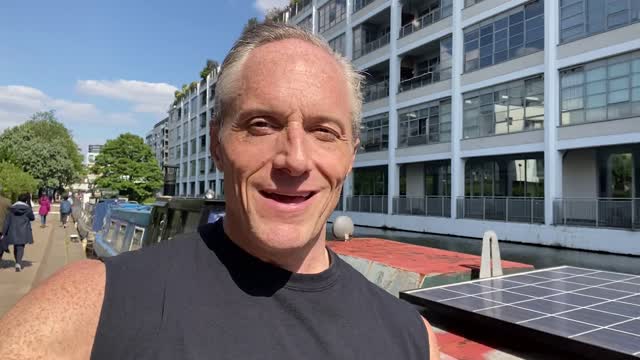 Snapshot Image in Time: Healthy Attitude of a Leader & Role Model (inspirational message)