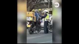 Are they not saying "China is the model for all of us"? Here it is! The chinese way to get through a mask control!