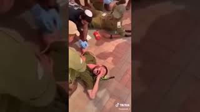 Moshe doesn't like needles