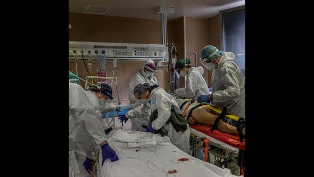 No Vax No House No Vax No Employment Listen to the MAG