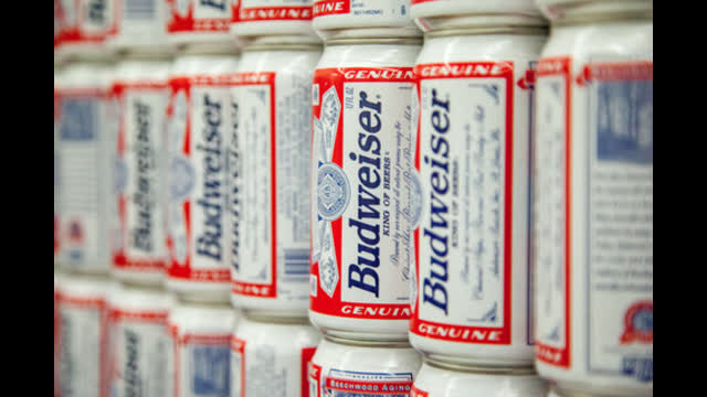 GET ONE FREE BEER GOY IF YOU GET VACCINATED, PLUS MORE FREE STUFF!