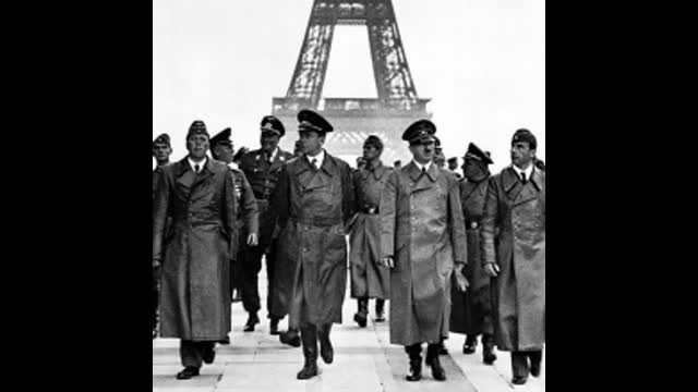 Démocratie Participative S06E14 - Spécial anniversaire du Führer !