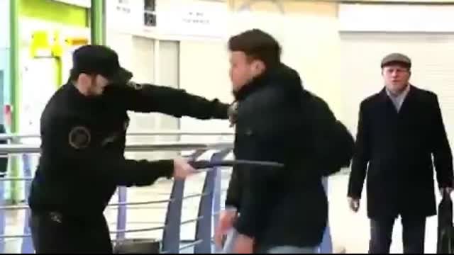 Put your mask on ! Prank