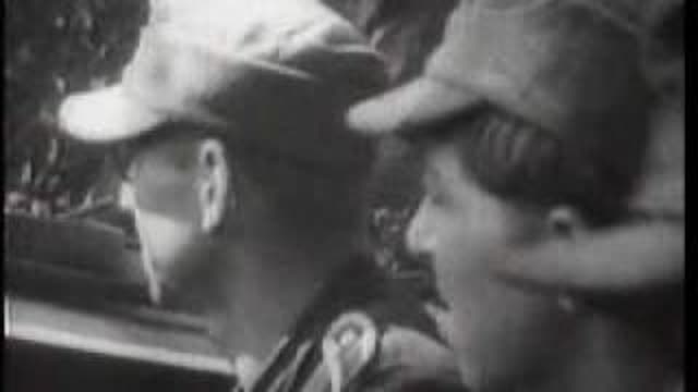 WW2 German Paratroopers  kill T34 Tank