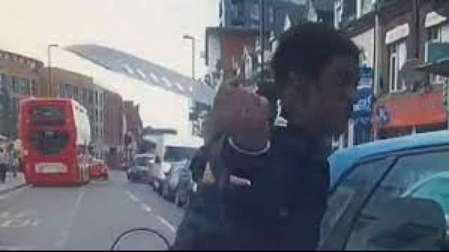 BlACK MALE STABS WHITE WOMAN TWICE, WHITE MALE SAVES HER LIFE