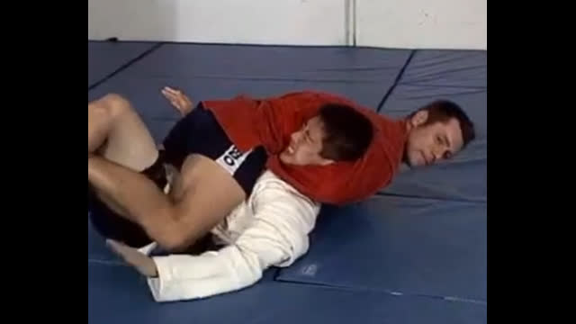 Volume 10: Street Fighting Self-Defense Techniques Sambo Sumbmission Fighting