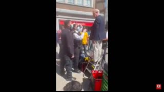 Christians be like.......Muzzers be like