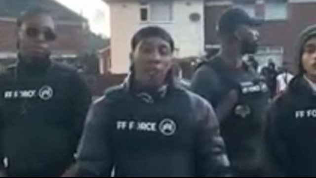 Hey Anglos , will you hang this monkeys or you gonna keep playing around? England is like lisbon but in bigger size , pure Africa , pure jungle